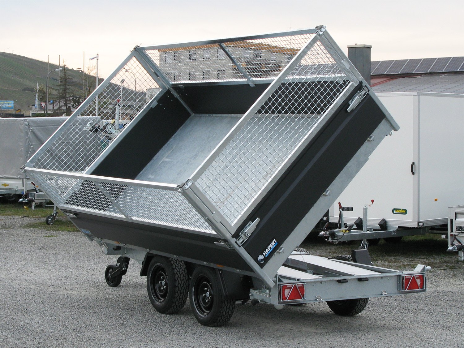 Hapert Cobalt Pro 3500 - 3-Seiten-Kipper - 3500 kg - Gitteraufsatz Hapert Cobalt Pro 3500 - 3-Seiten-Kipper - 3500 kg - Gitteraufsatz – Bild 1