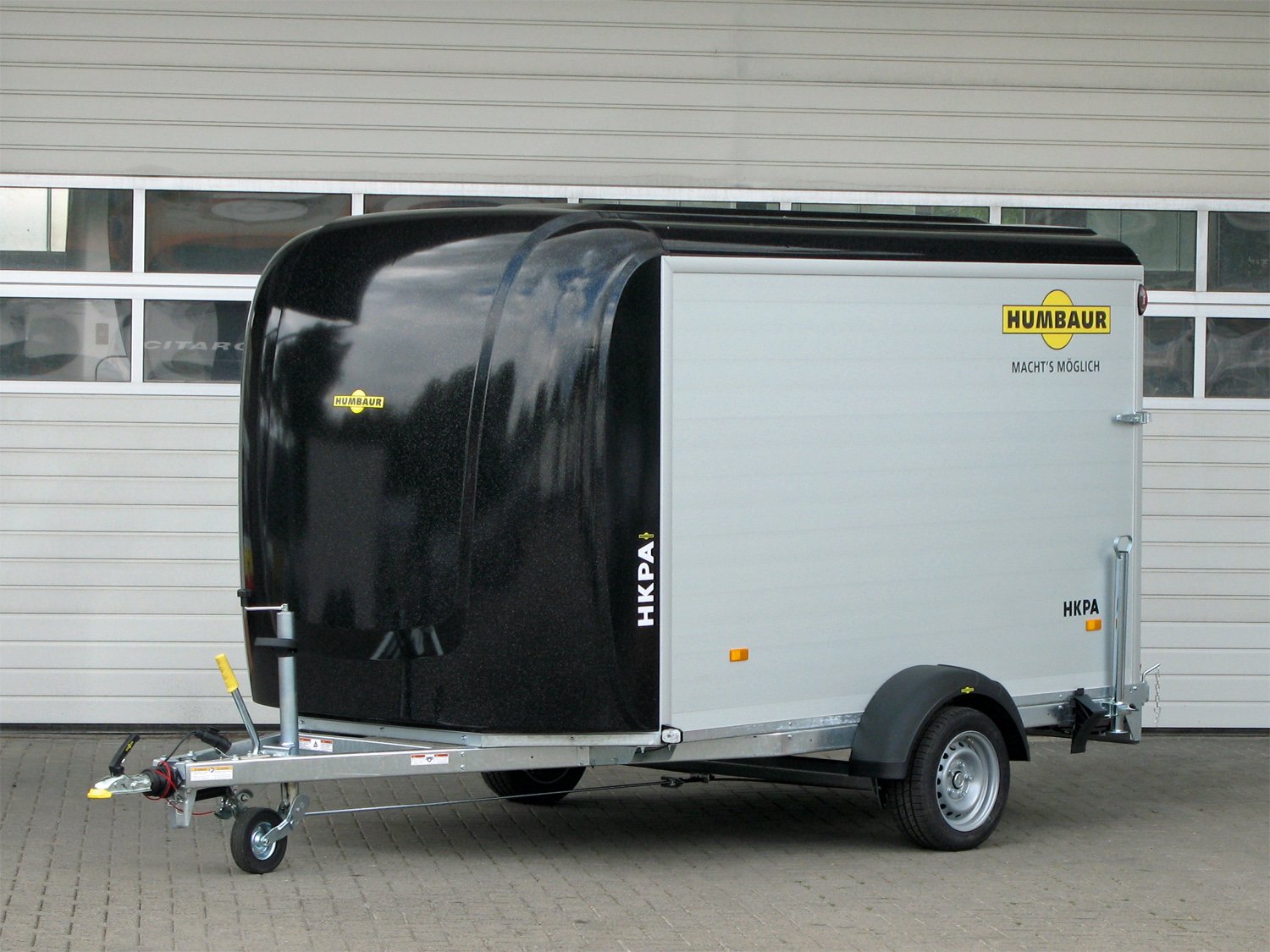 Humbaur HKPA 153217 - Poly-Alu-Kofferanhänger 100 km/h - 1500 kg Humbaur HKPA 153217 - Poly-Alu-Kofferanhänger 100 km/h - 1500 kg – Bild 1
