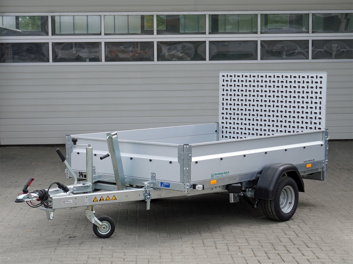 STEMA MUT O2 13-25-15.1 - Einachsanhänger - 1300 kg STEMA MUT O2 13-25-15.1 - Einachsanhänger - 1300 kg – Bild 1